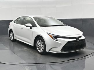 Used 2026 Toyota Corolla LE w/ LE Premium Package AWD/4WD video 1