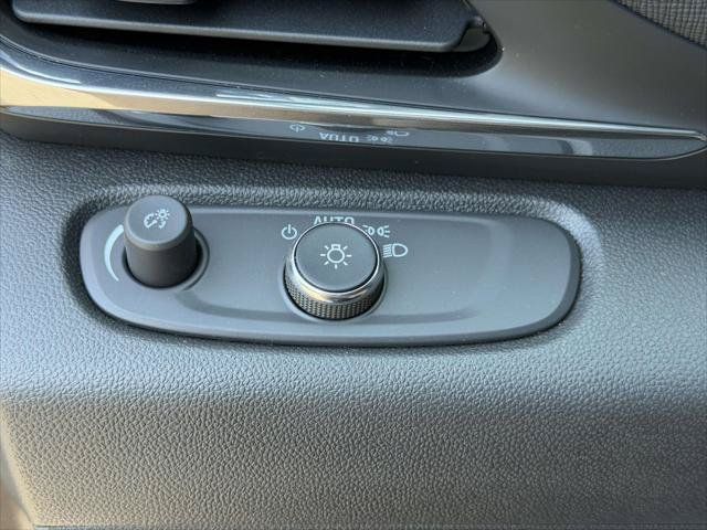 Used 2026 Buick Envista Preferred w/ Advanced Safety Package FWD image 22