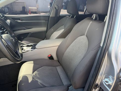 Used 2023 Toyota Camry LE FWD image 15