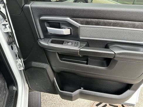 Used 2023 RAM 2500 Big Horn w/ Level B Equipment Group image 12