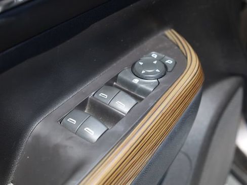 Used 2019 GMC Acadia SLE w/ LPO, Floor Liner Package AWD/4WD image 14