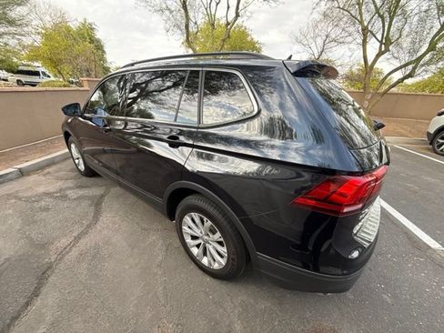 Used 2019 Volkswagen Tiguan SE w/ Panoramic Sunroof Package FWD image 6