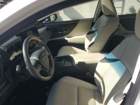 Certified 2024 Lexus ES 350 Ultra Luxury image 15