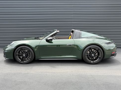 Certified 2026 Porsche 911 Targa 4 GTS AWD/4WD image 11