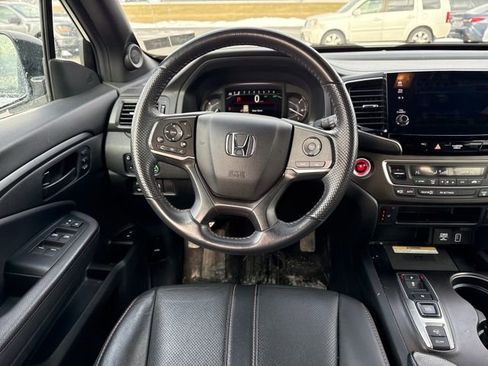 Used 2022 Honda Passport TrailSport image 13