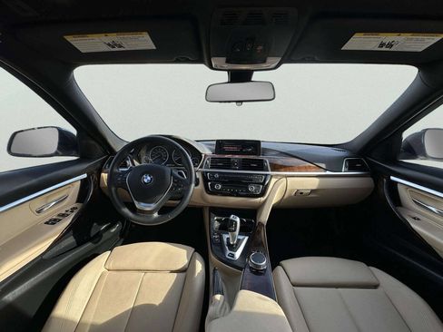 Used 2018 BMW 330e 330e iPerformance 4dr Sedan image 16