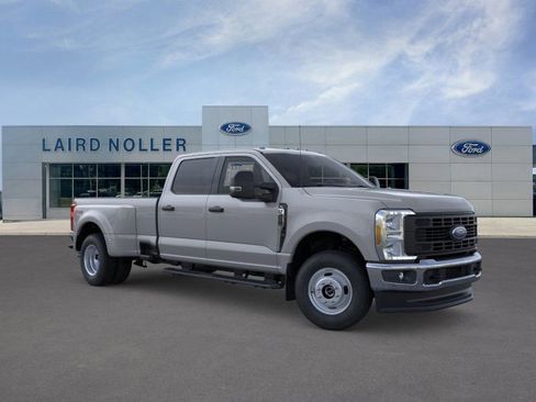 New 2025 Ford F350 XL w/ XL Driver Assist Package image 7