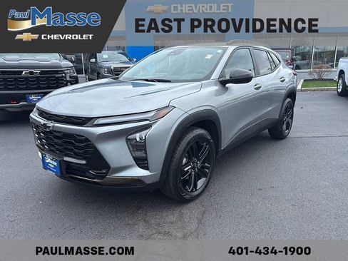 Certified 2025 Chevrolet Trax ACTIV w/ Sunroof Package image 1