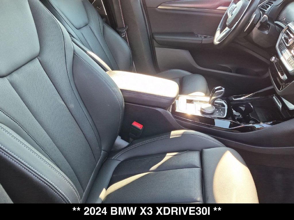 Used 2024 BMW X3 xDrive30i AWD/4WD image 32