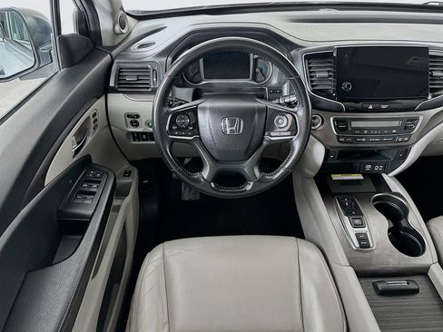 Used 2022 Honda Pilot Special Edition image 3