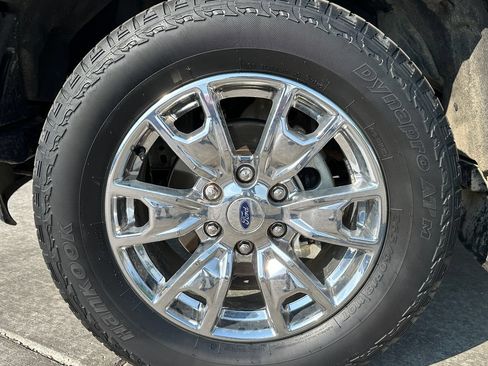 Used 2019 Ford Ranger XLT w/ Equipment Group 302A Luxury AWD/4WD image 10