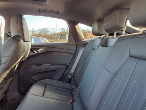 New 2025 Audi Q4 e-tron Premium Plus AWD/4WD image 24