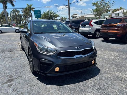 Used 2020 Kia Forte LXS FWD image 7