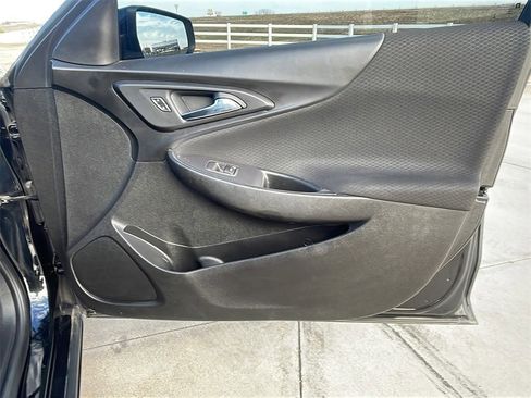 Used 2020 Chevrolet Malibu LT image 11
