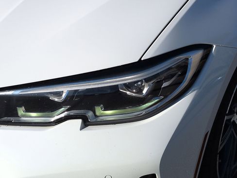 Used 2020 BMW 330i Sedan w/ Convenience Package image 6