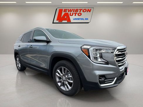 Certified 2024 GMC Terrain SLT w/ Infotainment Package II image 14