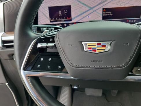Used 2025 Cadillac Escalade Sport Platinum RWD image 23
