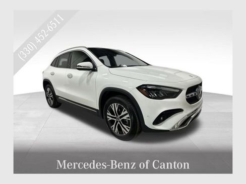 Certified 2025 Mercedes-Benz GLA 250 4MATIC image 1