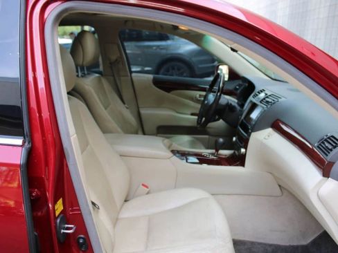 Used 2012 Lexus LS 460 w/ Luxury Value Edition RWD image 12