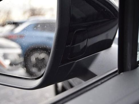 New 2026 Volkswagen Tiguan SE R-Line image 10