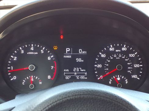 Used 2018 Kia Rio S image 19