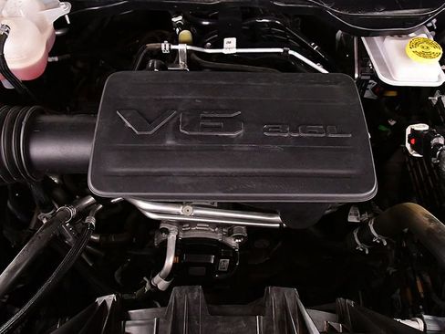 Used 2025 RAM 1500 Tradesman image 34