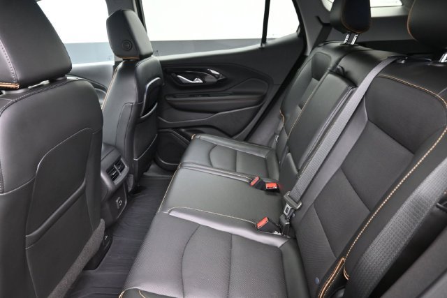 Used 2022 GMC Terrain AT4 w/ Infotainment Package II AWD/4WD image 18