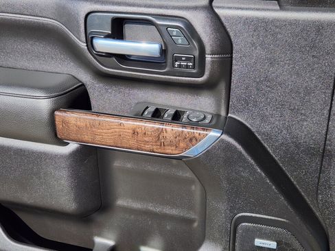 Used 2021 GMC Sierra 2500 Denali w/ Denali Ultimate Package image 7