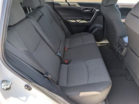 Used 2024 Toyota RAV4 XLE AWD/4WD image 5