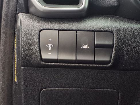Used 2020 Kia Sportage LX image 9