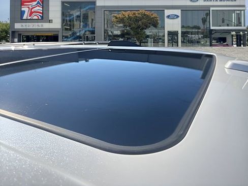 Used 2022 Ford Expedition Max Limited image 24