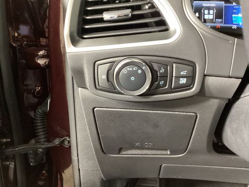 Used 2024 Ford Edge SEL w/ Convenience Package AWD/4WD image 22