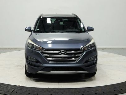 Used 2018 Hyundai Tucson Limited w/ Ultimate Package 02