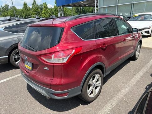 Used 2016 Ford Escape SE w/ Equipment Group 201A AWD/4WD image 13