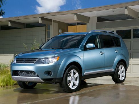 Used 2009 Mitsubishi Outlander XLS image 1