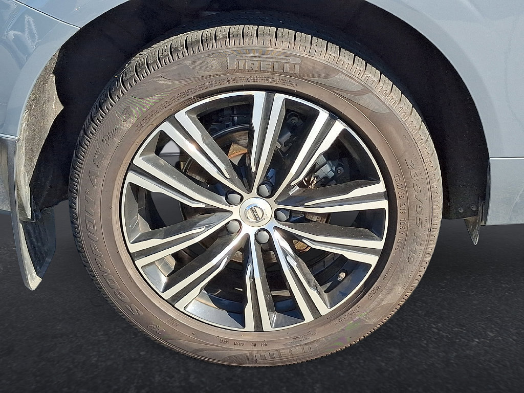 Used 2022 Volvo XC60 B5 Inscription w/ Advanced Package FWD image 33