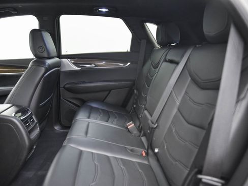 Certified 2023 Cadillac XT5 Sportv w/ Platinum Package image 12