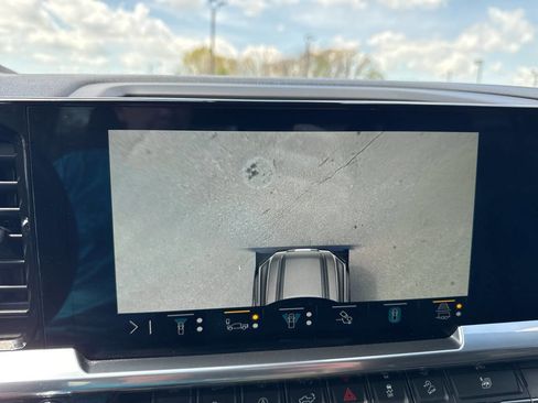 Used 2023 GMC Sierra 1500 Elevation w/ Preferred Package image 43