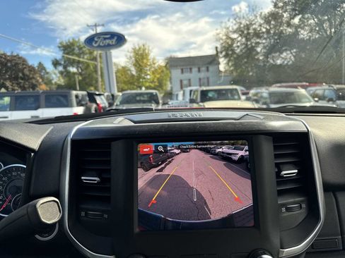 Used 2024 RAM 2500 Big Horn image 30