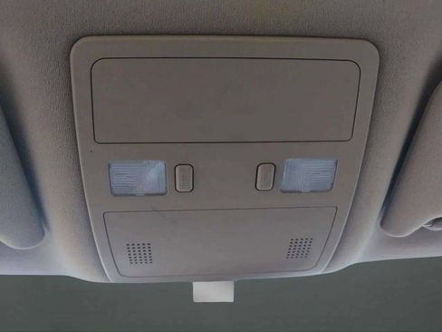 Used 2005 Cadillac STS image 20