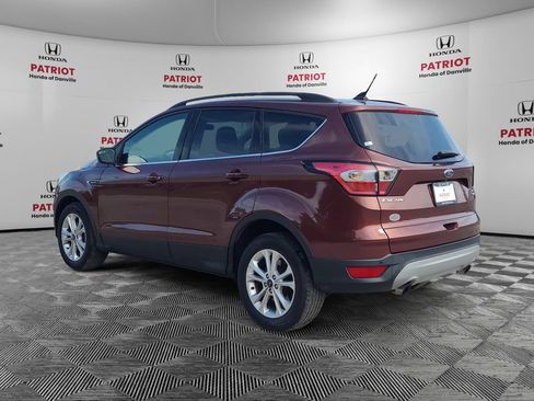 Used 2018 Ford Escape SEL FWD image 3
