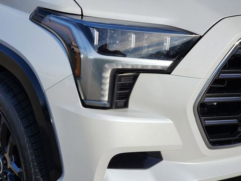 Used 2024 Toyota Sequoia Platinum image 13