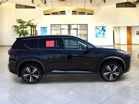 Certified 2021 Nissan Rogue SL FWD image 4