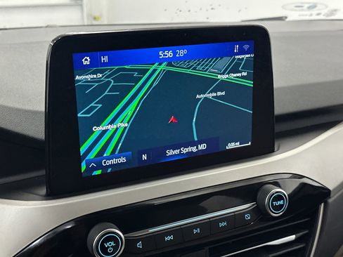 Used 2020 Ford Escape SE image 24