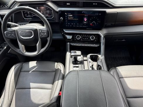 Used 2024 GMC Sierra 1500 Denali w/ Denali Reserve Package AWD/4WD image 11