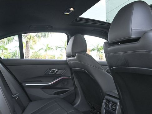 Used 2024 BMW 330i Sedan RWD image 15