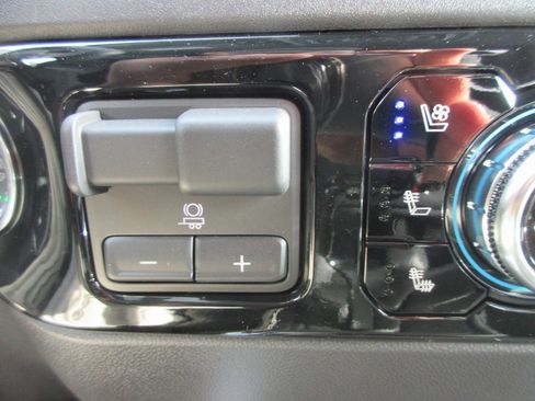 New 2026 GMC Sierra 1500 SLT w/ SLT Premium Package image 20