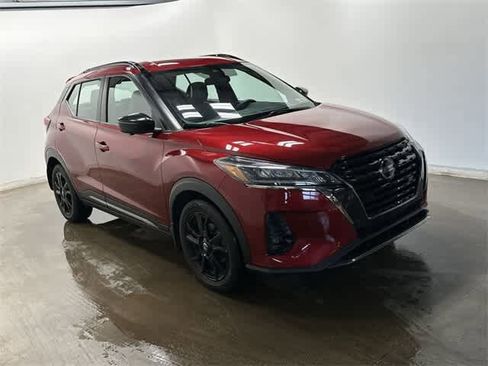 Used 2021 Nissan Kicks SR w/ SR Premium Package image 29