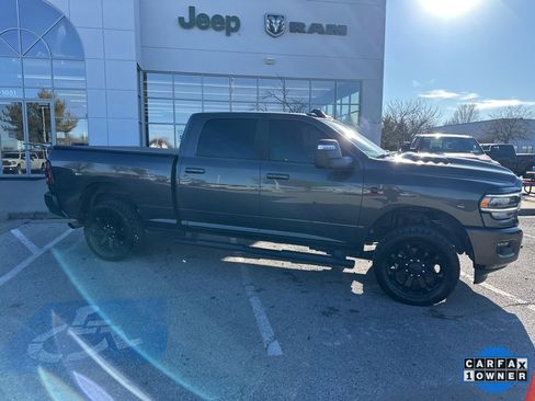Used 2024 RAM 3500 Laramie w/ Night Edition image 39