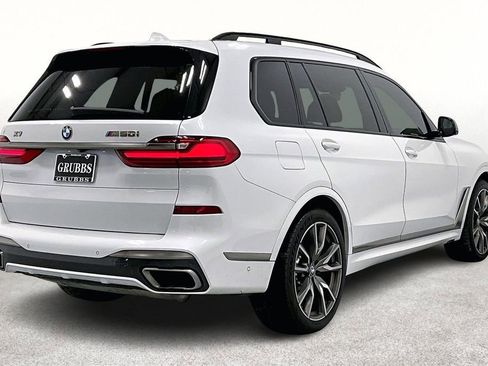 Used 2020 BMW X7 M50i image 2